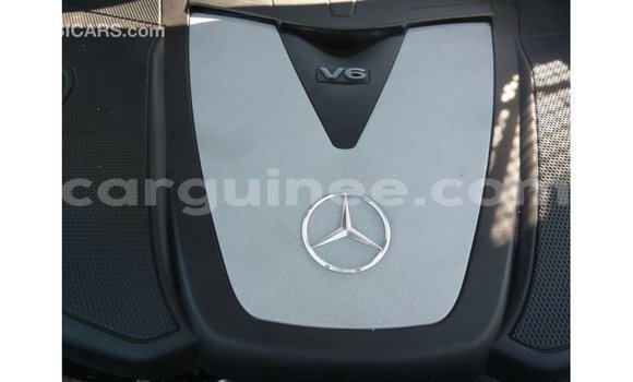 Buy Import Mercedes-Benz 190 White Car in Import - Dubai in Conakry Buy Import Mercedes-Benz 190 White Car in Import - Dubai in Conakry