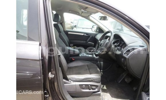 Acheter Import Voiture Audi Q7 Noir à Import - Dubai, Conakry Acheter Import Voiture Audi Q7 Noir à Import - Dubai, Conakry