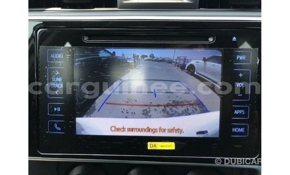 Acheter Import Voiture Toyota Corolla Blanc à Import - Dubai, Conakry Acheter Import Voiture Toyota Corolla Blanc à Import - Dubai, Conakry