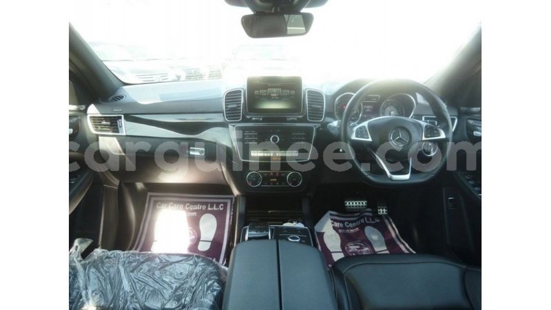 Big with watermark mercedes benz gle conakry import dubai 4955