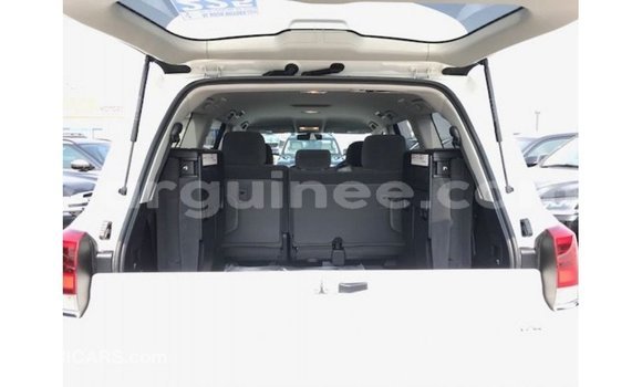 Buy Import Toyota Land Cruiser White Car in Import - Dubai in Conakry Buy Import Toyota Land Cruiser White Car in Import - Dubai in Conakry