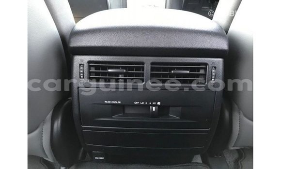 Buy Import Toyota Land Cruiser White Car in Import - Dubai in Conakry Buy Import Toyota Land Cruiser White Car in Import - Dubai in Conakry