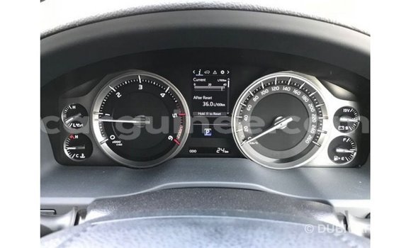 Buy Import Toyota Land Cruiser White Car in Import - Dubai in Conakry Buy Import Toyota Land Cruiser White Car in Import - Dubai in Conakry