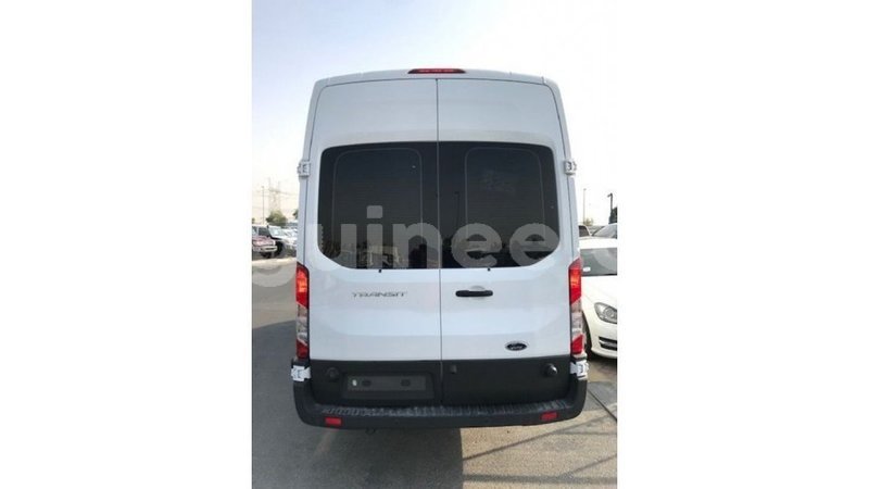Big with watermark ford transit conakry import dubai 4960