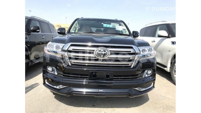 Big with watermark toyota land cruiser conakry import dubai 4961