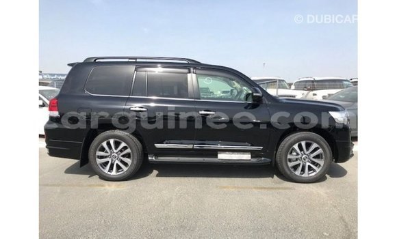 Buy Import Toyota Land Cruiser Black Car in Import - Dubai in Conakry Buy Import Toyota Land Cruiser Black Car in Import - Dubai in Conakry