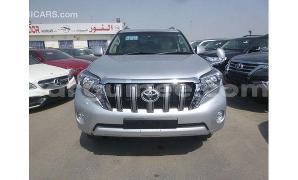 Acheter Import Voiture Toyota Prado Autre à Import - Dubai, Conakry Acheter Import Voiture Toyota Prado Autre à Import - Dubai, Conakry