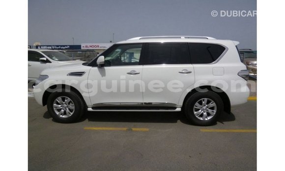 Buy Import Nissan Patrol White Car in Import - Dubai in Conakry Buy Import Nissan Patrol White Car in Import - Dubai in Conakry