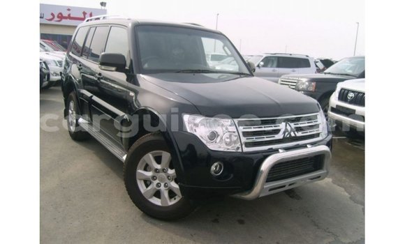 Medium with watermark mitsubishi pajero conakry import dubai 4978