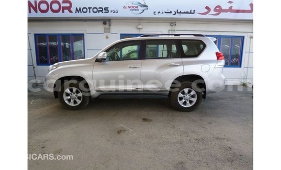 Acheter Import Voiture Toyota Prado Autre à Import - Dubai, Conakry Acheter Import Voiture Toyota Prado Autre à Import - Dubai, Conakry