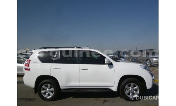 Acheter Import Voiture Toyota Prado Blanc à Import - Dubai, Conakry Acheter Import Voiture Toyota Prado Blanc à Import - Dubai, Conakry