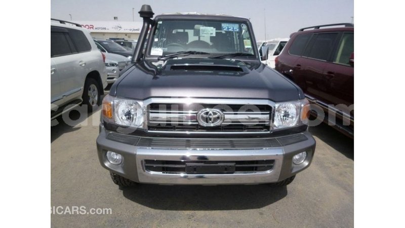 Big with watermark toyota land cruiser conakry import dubai 4995