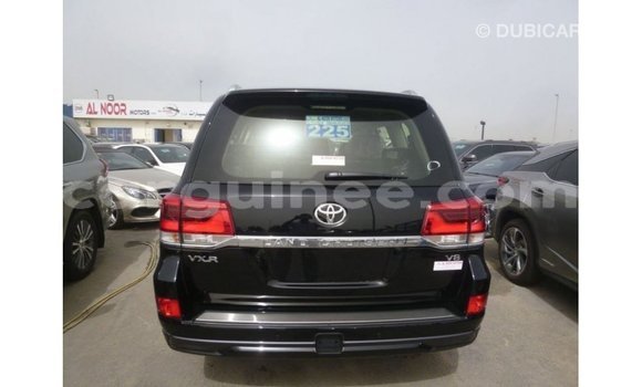 Acheter Import Voiture Toyota Land Cruiser Noir à Import - Dubai, Conakry Acheter Import Voiture Toyota Land Cruiser Noir à Import - Dubai, Conakry