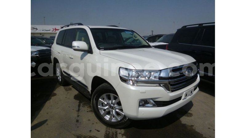 Big with watermark toyota land cruiser conakry import dubai 5003