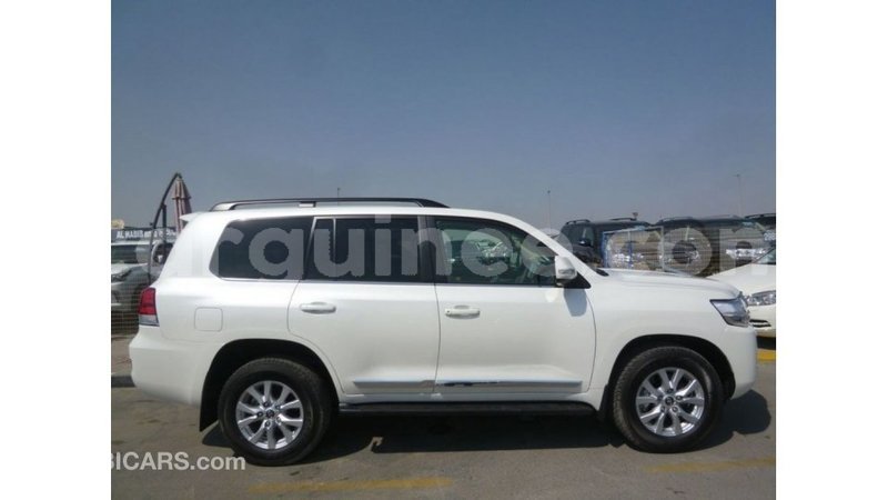 Big with watermark toyota land cruiser conakry import dubai 5003