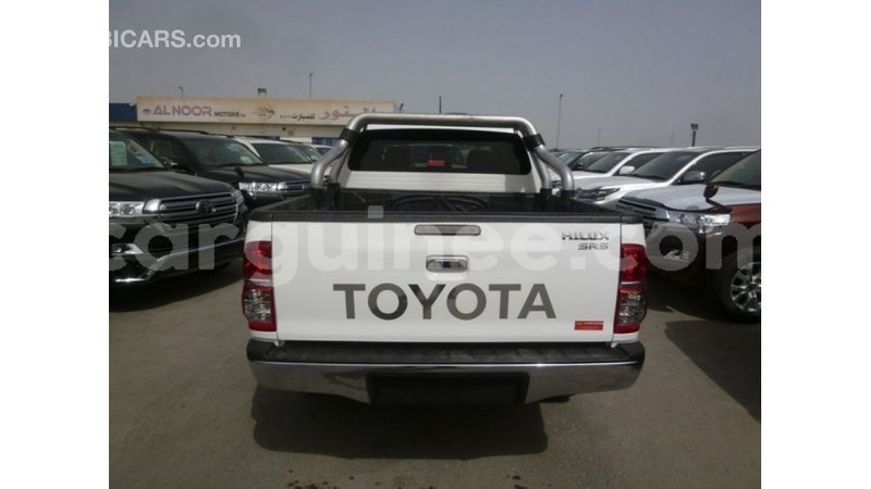 Big with watermark toyota hilux conakry import dubai 5008