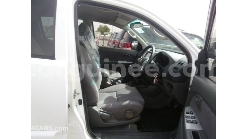 Big with watermark toyota hilux conakry import dubai 5008