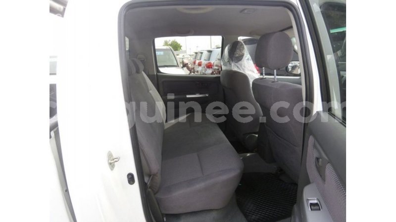 Big with watermark toyota hilux conakry import dubai 5008
