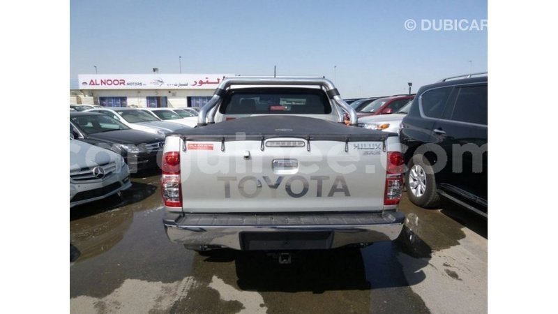 Big with watermark toyota hilux conakry import dubai 5018