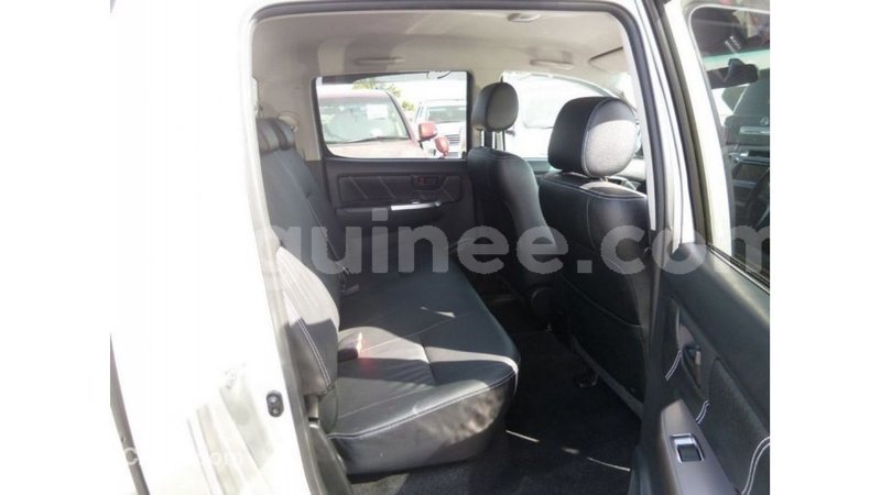 Big with watermark toyota hilux conakry import dubai 5018