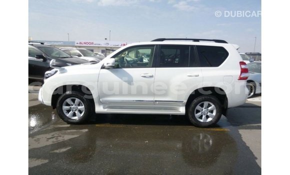 Acheter Import Voiture Toyota Prado Blanc à Import - Dubai, Conakry Acheter Import Voiture Toyota Prado Blanc à Import - Dubai, Conakry