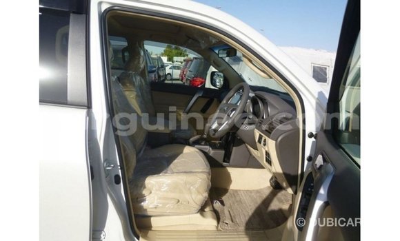 Buy Import Toyota Prado White Car in Import - Dubai in Conakry Buy Import Toyota Prado White Car in Import - Dubai in Conakry