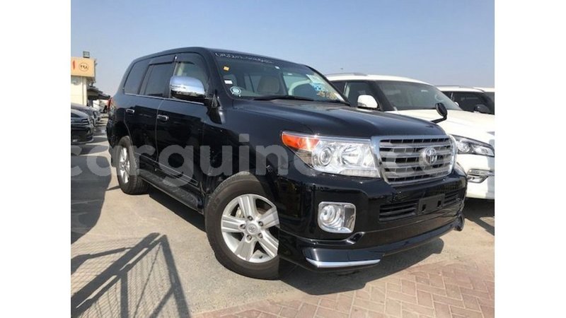 Big with watermark toyota land cruiser conakry import dubai 5029