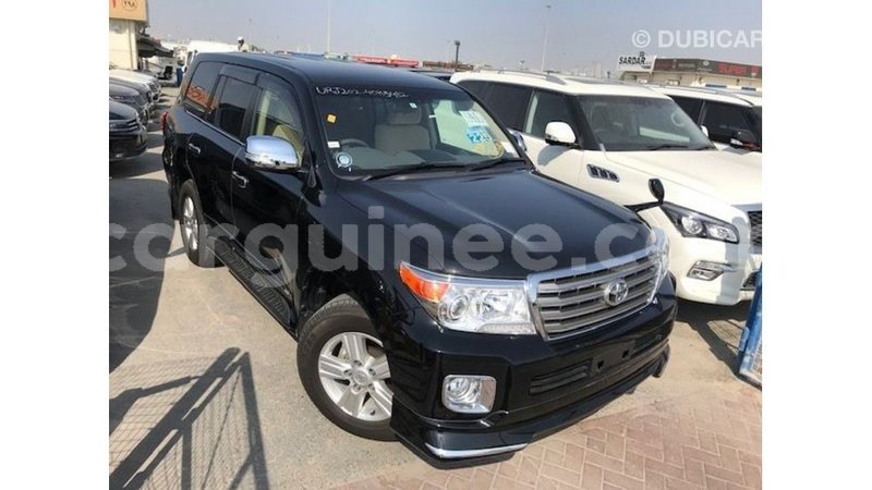 Big with watermark toyota land cruiser conakry import dubai 5029