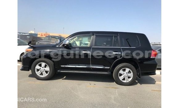 Buy Import Toyota Land Cruiser Black Car in Import - Dubai in Conakry Buy Import Toyota Land Cruiser Black Car in Import - Dubai in Conakry