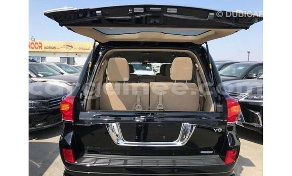 Buy Import Toyota Land Cruiser Black Car in Import - Dubai in Conakry Buy Import Toyota Land Cruiser Black Car in Import - Dubai in Conakry