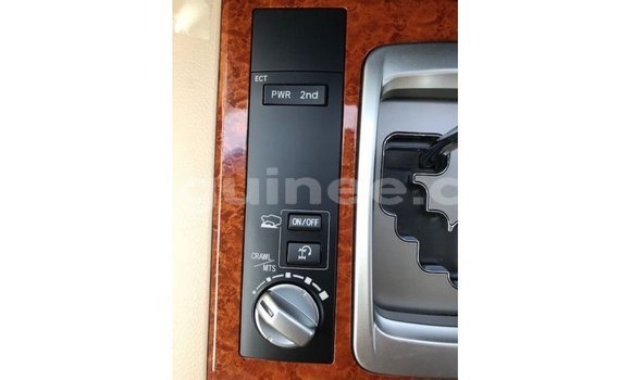 Buy Import Toyota Land Cruiser Black Car in Import - Dubai in Conakry Buy Import Toyota Land Cruiser Black Car in Import - Dubai in Conakry