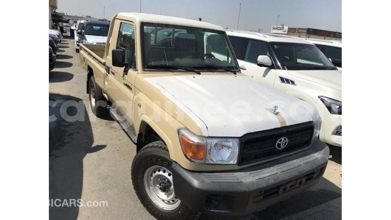 Big with watermark toyota land cruiser conakry import dubai 5030