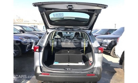 Buy Import Toyota 4Runner Other Car in Import - Dubai in Conakry Buy Import Toyota 4Runner Other Car in Import - Dubai in Conakry