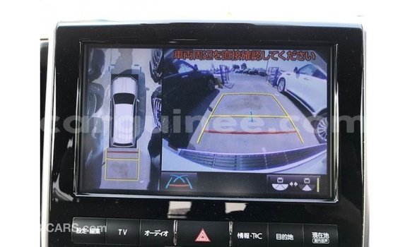 Buy Import Toyota Land Cruiser White Car in Import - Dubai in Conakry Buy Import Toyota Land Cruiser White Car in Import - Dubai in Conakry