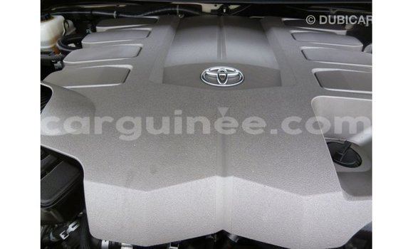 Buy Import Toyota Land Cruiser White Car in Import - Dubai in Conakry Buy Import Toyota Land Cruiser White Car in Import - Dubai in Conakry