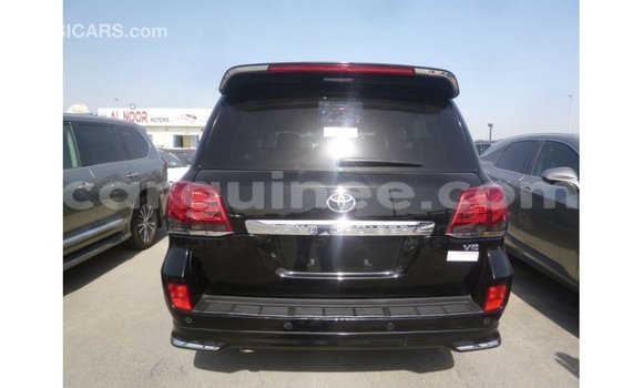 Buy Import Toyota Land Cruiser Black Car in Import - Dubai in Conakry Buy Import Toyota Land Cruiser Black Car in Import - Dubai in Conakry
