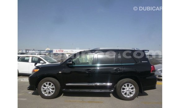 Buy Import Toyota Land Cruiser Black Car in Import - Dubai in Conakry Buy Import Toyota Land Cruiser Black Car in Import - Dubai in Conakry