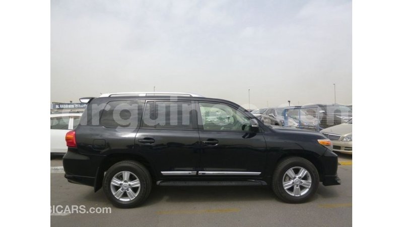 Big with watermark toyota land cruiser conakry import dubai 5043