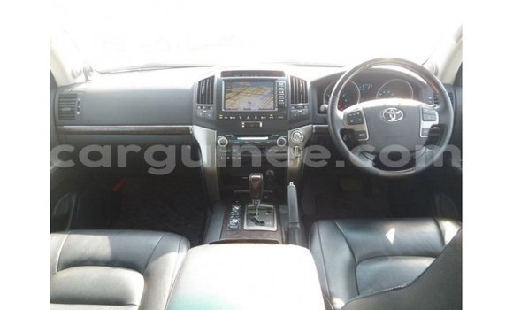 Buy Import Toyota Land Cruiser Black Car in Import - Dubai in Conakry Buy Import Toyota Land Cruiser Black Car in Import - Dubai in Conakry