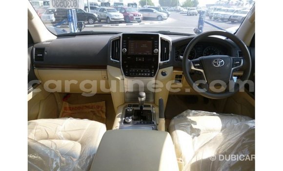 Acheter Import Voiture Toyota Land Cruiser Noir à Import - Dubai, Conakry Acheter Import Voiture Toyota Land Cruiser Noir à Import - Dubai, Conakry