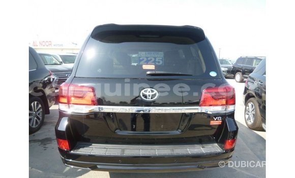 Acheter Import Voiture Toyota Land Cruiser Noir à Import - Dubai, Conakry Acheter Import Voiture Toyota Land Cruiser Noir à Import - Dubai, Conakry