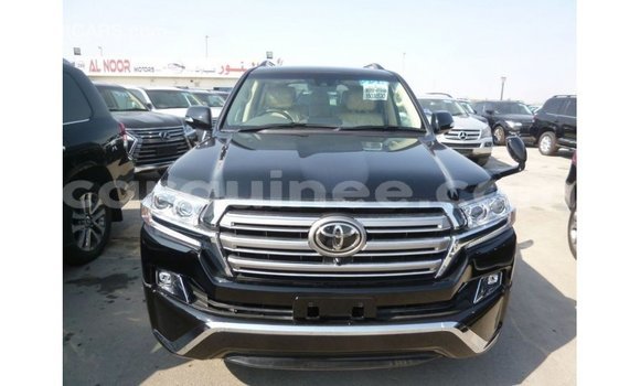 Acheter Import Voiture Toyota Land Cruiser Noir à Import - Dubai, Conakry Acheter Import Voiture Toyota Land Cruiser Noir à Import - Dubai, Conakry