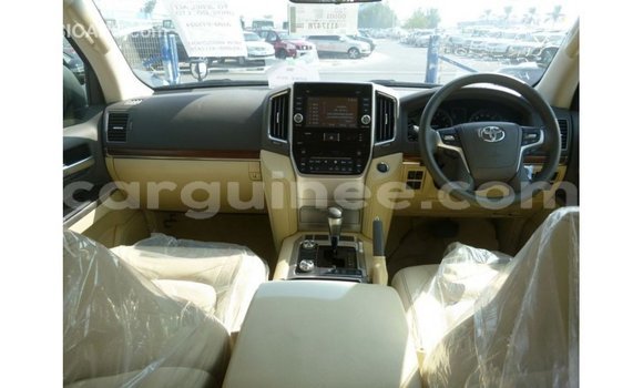 Buy Import Toyota Land Cruiser Black Car in Import - Dubai in Conakry Buy Import Toyota Land Cruiser Black Car in Import - Dubai in Conakry