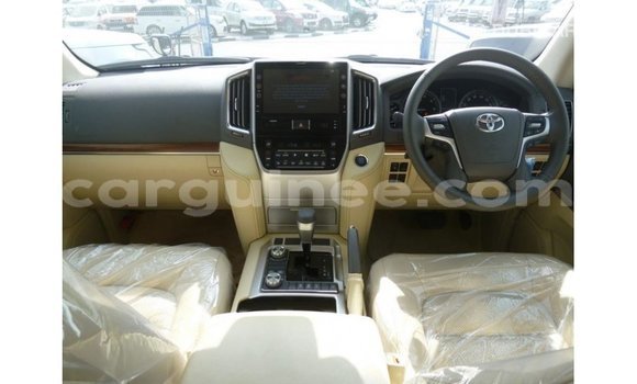 Buy Import Toyota Land Cruiser Black Car in Import - Dubai in Conakry Buy Import Toyota Land Cruiser Black Car in Import - Dubai in Conakry