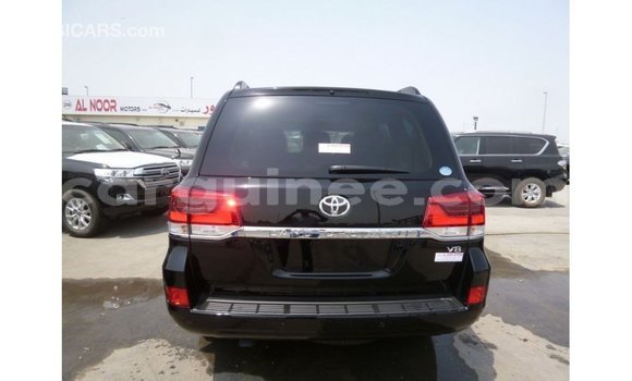 Acheter Import Voiture Toyota Land Cruiser Noir à Import - Dubai, Conakry Acheter Import Voiture Toyota Land Cruiser Noir à Import - Dubai, Conakry