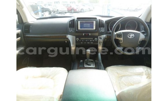 Buy Import Toyota Land Cruiser Other Car in Import - Dubai in Conakry Buy Import Toyota Land Cruiser Other Car in Import - Dubai in Conakry