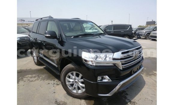Buy Import Toyota Land Cruiser Black Car in Import - Dubai in Conakry Buy Import Toyota Land Cruiser Black Car in Import - Dubai in Conakry