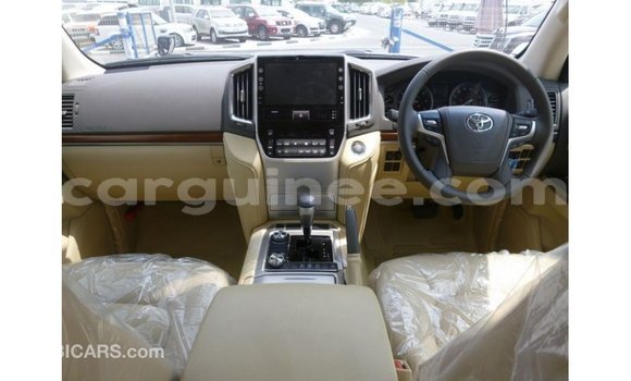 Buy Import Toyota Land Cruiser Black Car in Import - Dubai in Conakry Buy Import Toyota Land Cruiser Black Car in Import - Dubai in Conakry