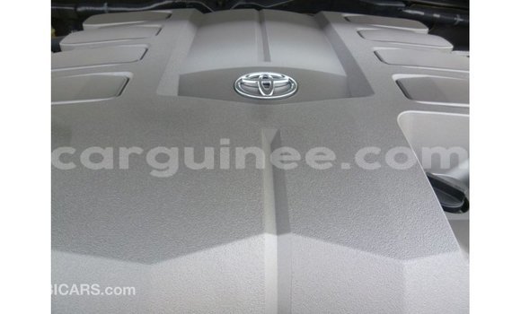 Buy Import Toyota Land Cruiser Black Car in Import - Dubai in Conakry Buy Import Toyota Land Cruiser Black Car in Import - Dubai in Conakry