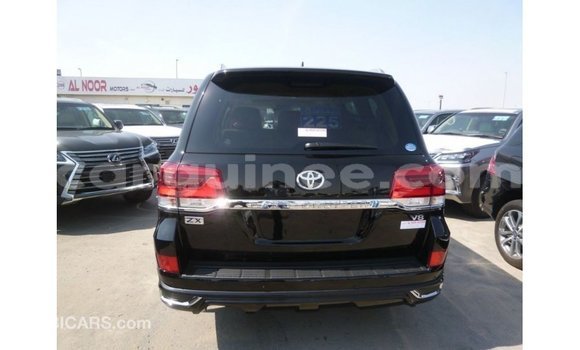 Acheter Import Voiture Toyota Land Cruiser Noir à Import - Dubai, Conakry Acheter Import Voiture Toyota Land Cruiser Noir à Import - Dubai, Conakry